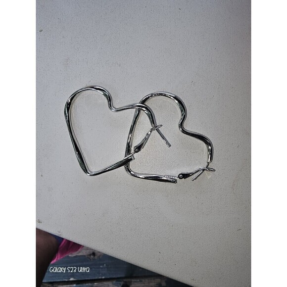 New - Big Heart Hoop Silver Earrings - Picture 2 of 7